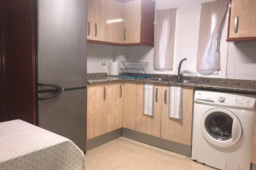 Apartamento En La Playa De Calafell. Barcelona Екстериор снимка