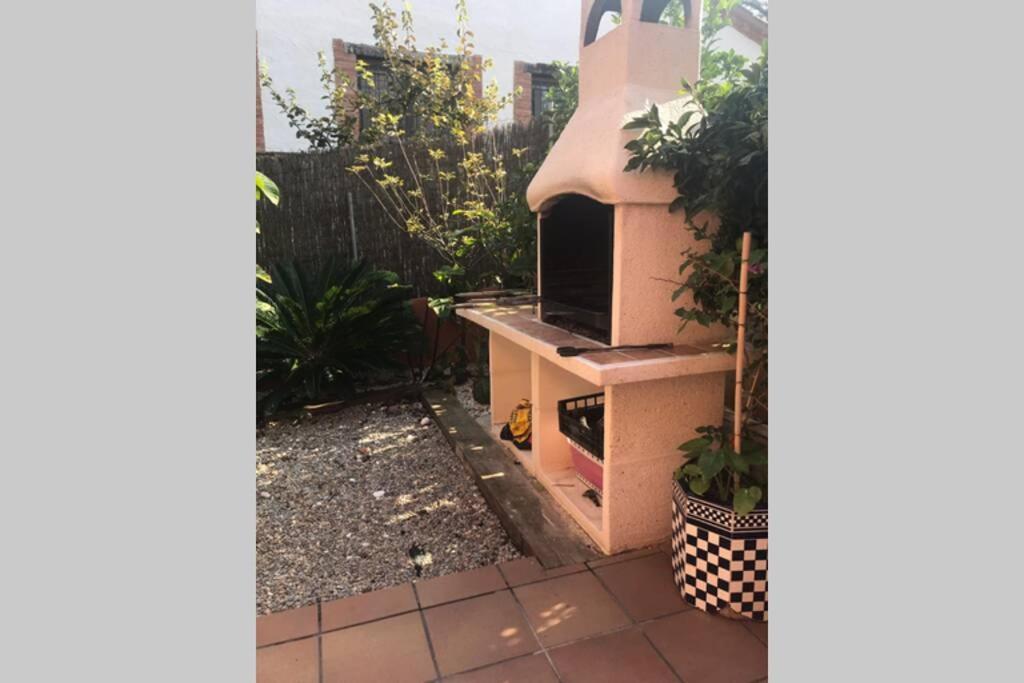 Apartamento En La Playa De Calafell. Barcelona Екстериор снимка
