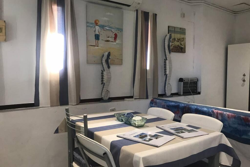 Apartamento En La Playa De Calafell. Barcelona Екстериор снимка